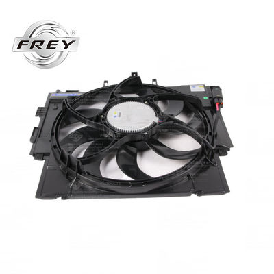 600W Pratik Radyatör Fanı Motor Soğutma Parçaları 17418642161 BMW F10 F11 F18 525I için
