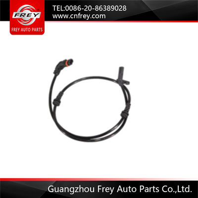 Mercedes Benz W204 için Tekerlek Hız Araba Sensörü Parçaları 2049052705