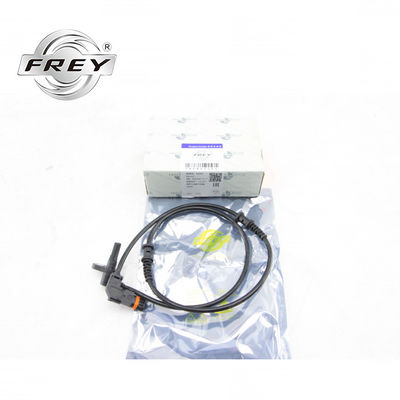 ABS Tekerlek Hız Sensörü 6395401017 6395400417 W639 Fren Sistemi Frey Otomobil Parçaları için