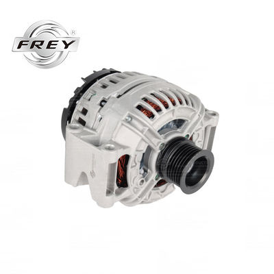 Araba Alternatörü OEM 0009061202 Mercedes W204 GLK X204 4-MATIC Frey Otomobil Parçaları Guangzhou Tedarikçisi
