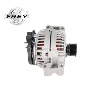 Araba Alternatörü OEM 0009061202 Mercedes W204 GLK X204 4-MATIC Frey Otomobil Parçaları Guangzhou Tedarikçisi