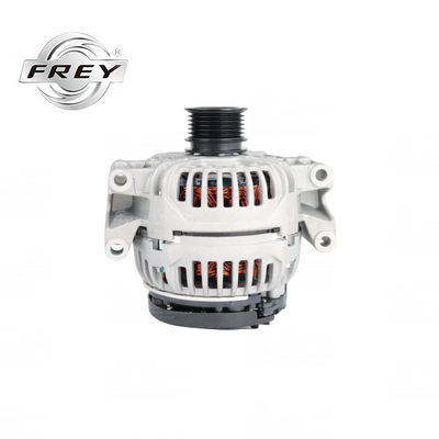 Araba Alternatörü OEM 0009061202 Mercedes W204 GLK X204 4-MATIC Frey Otomobil Parçaları Guangzhou Tedarikçisi